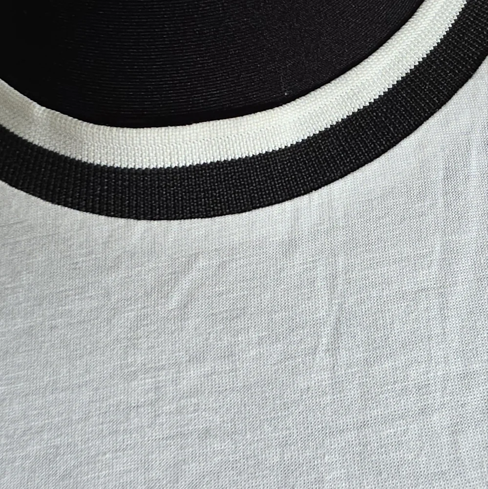Zara Trafaluc Fitted  White Crop Short Sleeve Plain T-shirt S - Picture 2 of 5